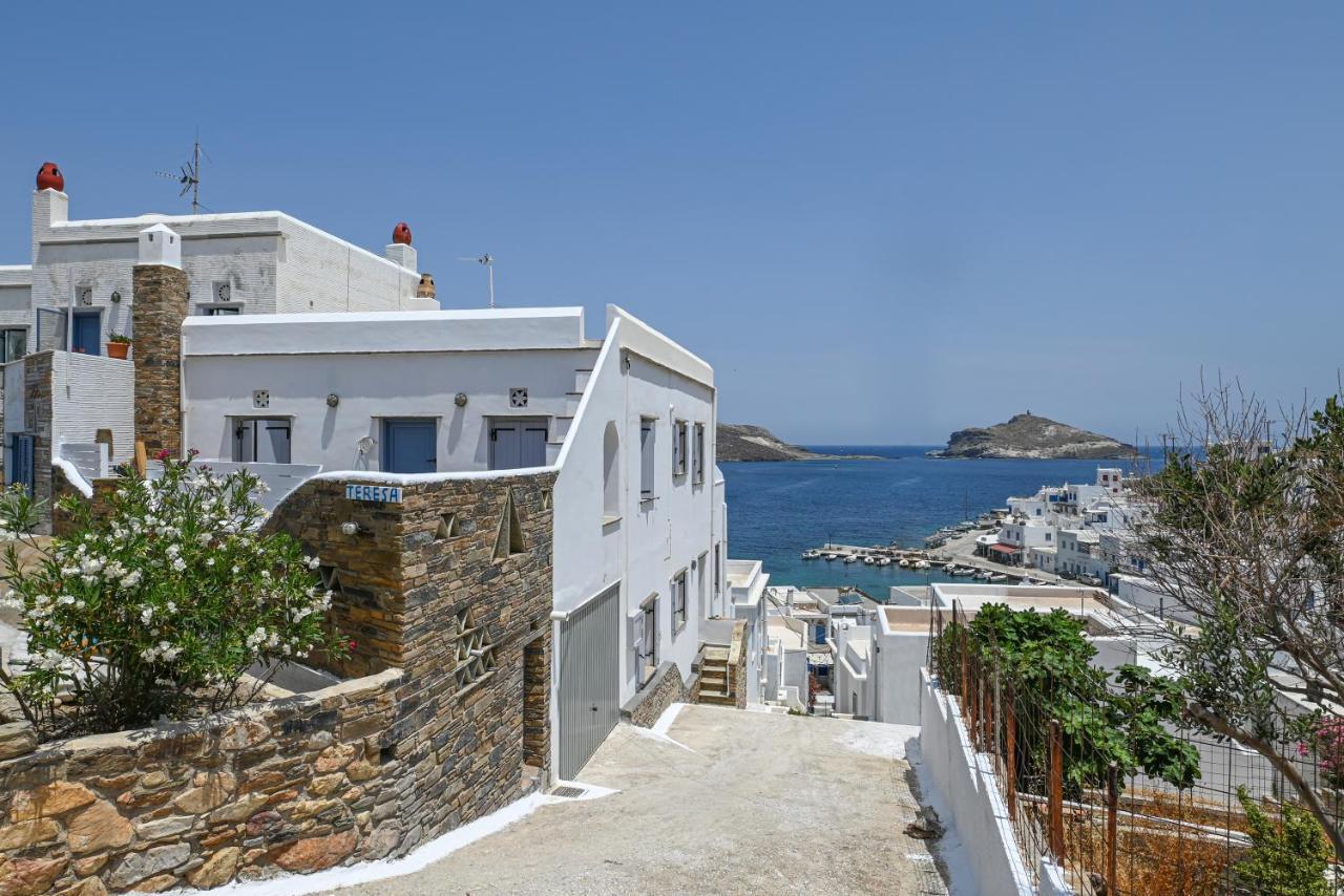 Teresa'S Sunrise Apartment Panormos  Exterior photo